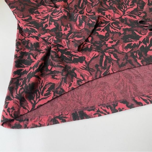 Habitat Floral Jacquard Knit Tunic size Medium red black - Picture 7 of 8